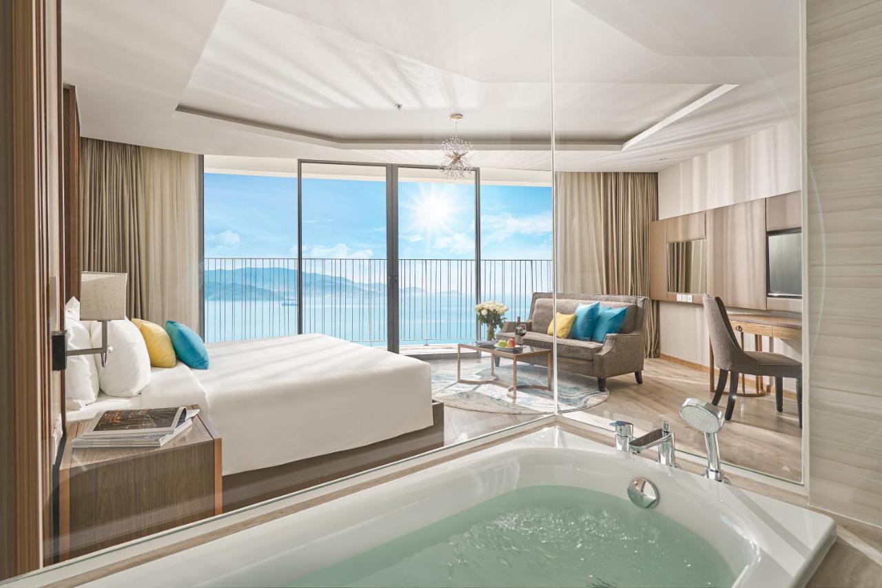 Capital Beachfront Nha Trang Extérieur photo