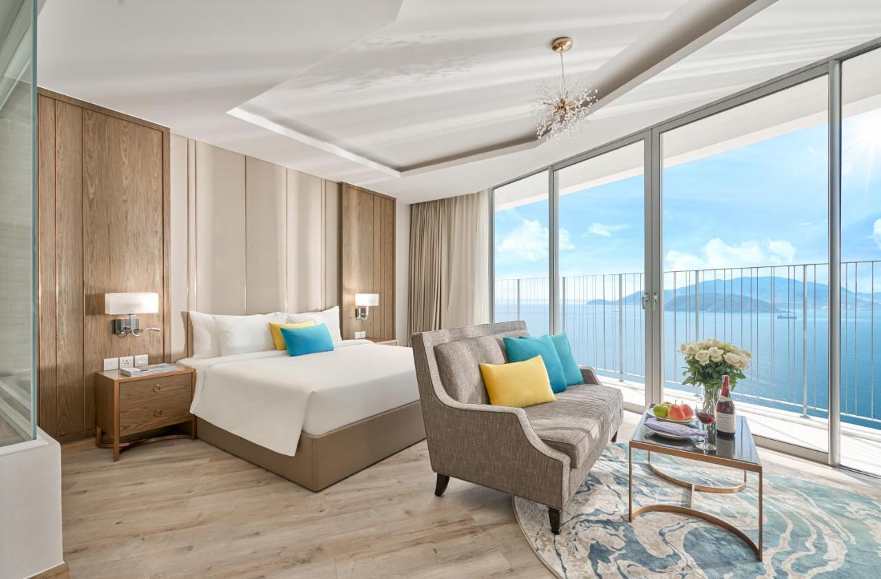 Capital Beachfront Nha Trang Extérieur photo